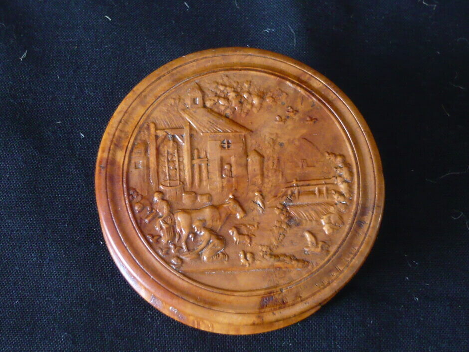 Antique Snuffbox